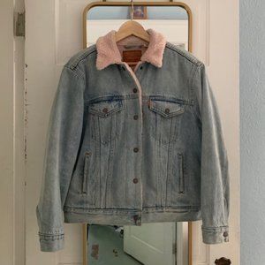 Levi's Trucker Jacket Pink Sherpa Lining Women's M